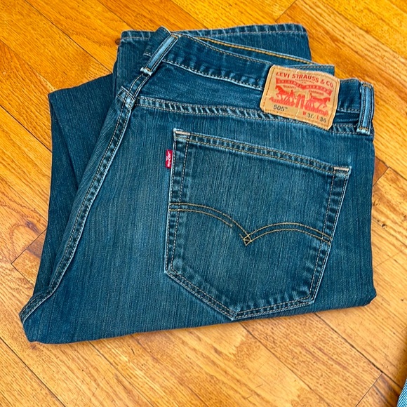 Levi’s 505 size 36x36 - Picture 2 of 2